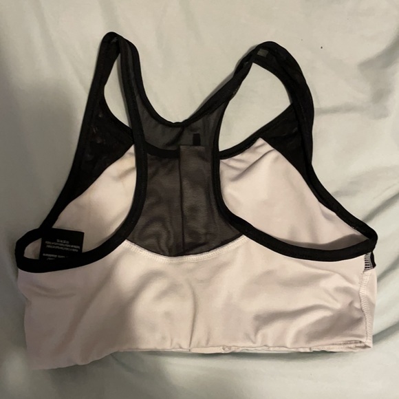 Xtra small/small Bras - Picture 6 of 6